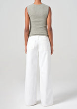 Load image into Gallery viewer, Dame Jean in Milkshake