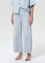 Load image into Gallery viewer, Low Curve Fray in Flourish