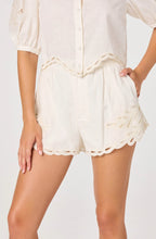 Load image into Gallery viewer, Joellyn Embroidered Cutwork Linen Shorts