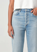 Load image into Gallery viewer, 90s Pinch Waist Crop