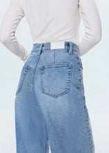 Load image into Gallery viewer, Kyra Ankle High Rise Bowed Ankle