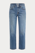 Load image into Gallery viewer, Vintage Straight Jeans Westgate