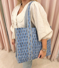 Load image into Gallery viewer, Quilted Block Print Tote Bag
