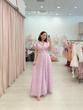 Load image into Gallery viewer, Collared Belted Maxi
