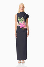 Load image into Gallery viewer, Azelie Gown
