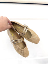 Load image into Gallery viewer, Gold Textured Mary Jane
