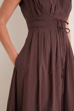 Load image into Gallery viewer, Pleated Front Tie Midi Dress
