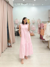Load image into Gallery viewer, Sleeveless Button Up Maxi
