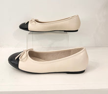 Load image into Gallery viewer, Ivory &amp; Black Ballet Flat
