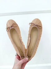 Load image into Gallery viewer, Mesh Ballet Flat
