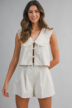 Load image into Gallery viewer, Linen Peter Pan Collar Blouse And Shorts Set
