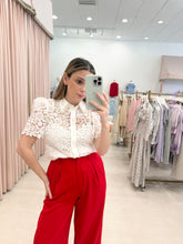 Load image into Gallery viewer, Pearl Collar Lace Blouse
