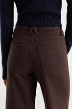 Load image into Gallery viewer, Palazoo Ankle Jeans Espresso
