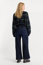 Load image into Gallery viewer, Soft Tech Good Waist Palazzo Ankle Jeans
