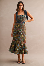 Load image into Gallery viewer, Bow Tied Tapestry Fabric Mini
