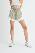 Load image into Gallery viewer, Drawstring Ric Rac Short

