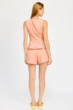 Load image into Gallery viewer, Envelope Hem Shorts
