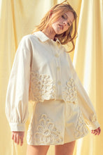 Load image into Gallery viewer, Ivory Pom Pom Floral Jacket
