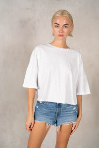 Round Neck Crop Tee wit Twist Back