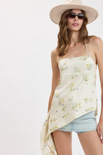 Load image into Gallery viewer, Floral Ruffle Side Slit Top
