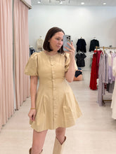 Load image into Gallery viewer, Voluminous Puff Sleeves Button Down Dress
