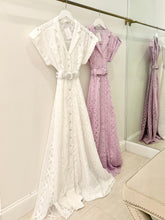 Load image into Gallery viewer, Collared Belted Maxi
