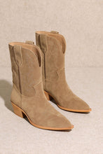 Load image into Gallery viewer, Western Ankle Boot
