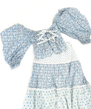 Load image into Gallery viewer, Puff Sleeve Bow Print Top
