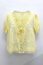 Load image into Gallery viewer, Romantic Lace Trim Cropped Cotton Blouse
