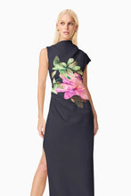 Load image into Gallery viewer, Azelie Gown
