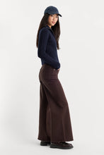 Load image into Gallery viewer, Palazoo Ankle Jeans Espresso

