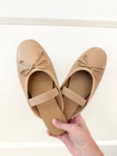 Load image into Gallery viewer, Ballet Inspired Mule
