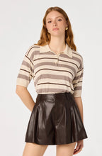 Load image into Gallery viewer, Atherton Pleated Shorts
