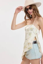 Load image into Gallery viewer, Floral Ruffle Side Slit Top

