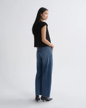 Load image into Gallery viewer, Low Curve Crop Jean Curb
