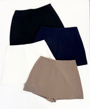 Load image into Gallery viewer, High Waisted Skort
