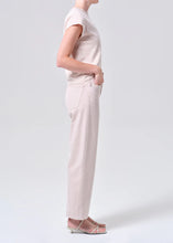 Load image into Gallery viewer, Ren in Foundation
