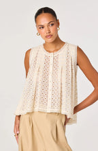 Load image into Gallery viewer, Alisa Eyelet High Low Top
