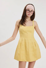 Load image into Gallery viewer, Linen Square Neck Mini
