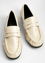 Load image into Gallery viewer, Tokyo Loafer
