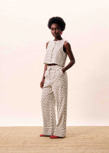 Load image into Gallery viewer, Isolde Cream Trousers
