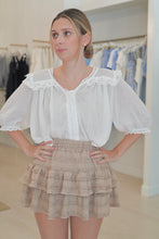 Load image into Gallery viewer, Lace Detailed Blouse

