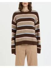 Load image into Gallery viewer, Carlyle Everyday Crewneck in Dune Stripe
