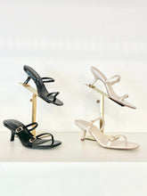 Load image into Gallery viewer, Double Buckle Strap Slide On Sandle
