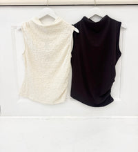 Load image into Gallery viewer, Sleeveless Gathered top
