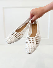 Load image into Gallery viewer, Woven Braided Ballet Flat
