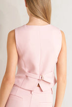 Load image into Gallery viewer, Elevated Classic Woven Vest
