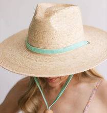 Load image into Gallery viewer, Adriana Rancher Palm Hat
