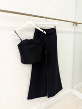 Load image into Gallery viewer, Structured Pants with Bow
