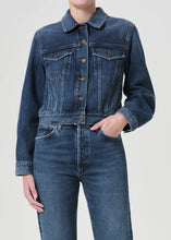 Load image into Gallery viewer, 90s Jean Jacket in Control
